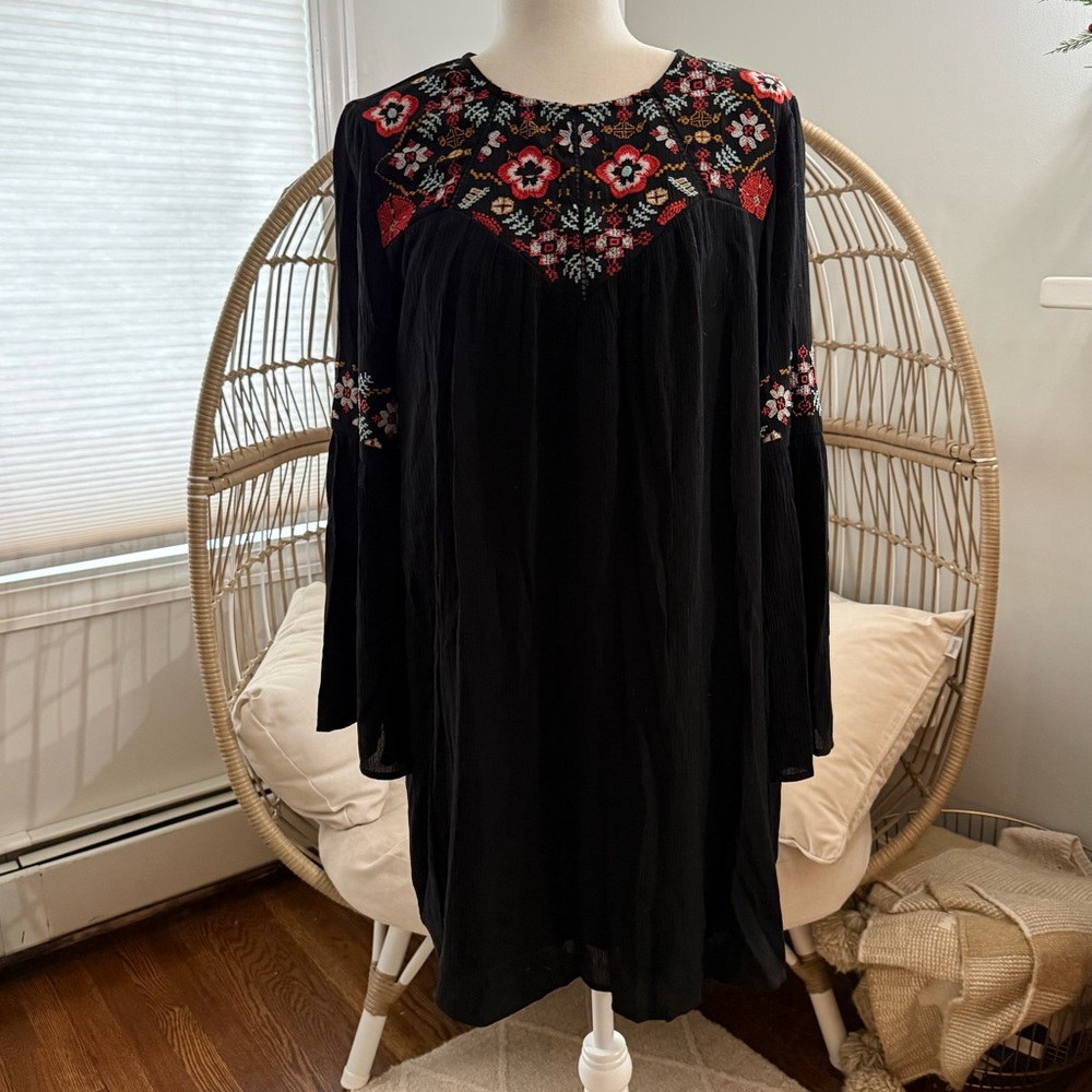 Blue Rain Black Embroidered Boho Shift‎ Dress – Size M